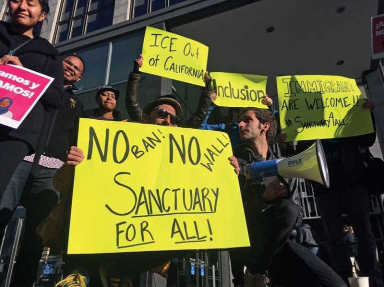 Judge blocks sanctuary cities order