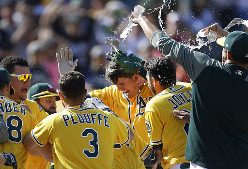 A's get to K-Rod in 9th inning again, rally past Tigers 8-6