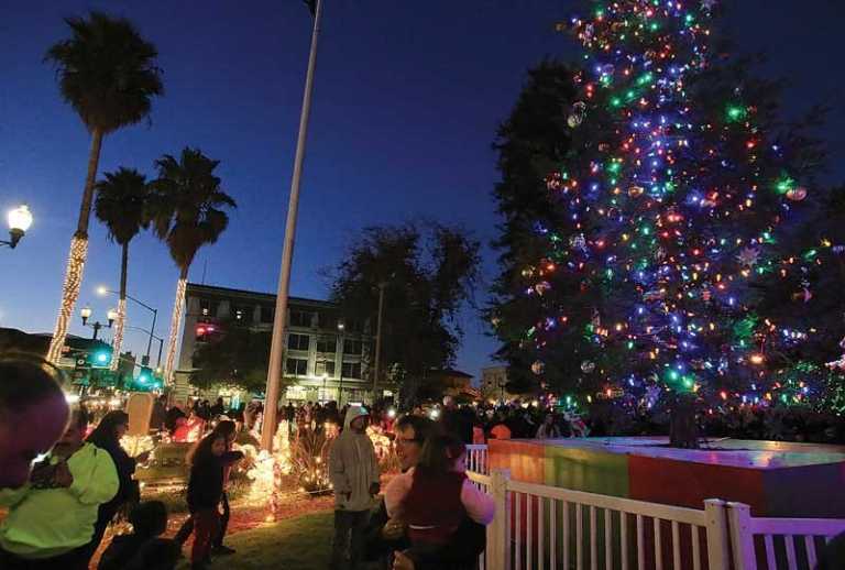 Lighting up the plaza