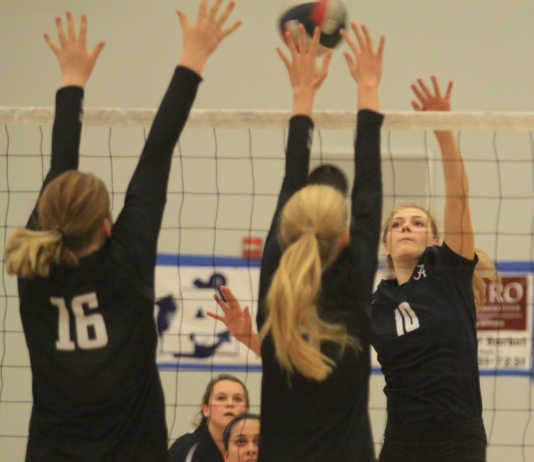 Local Roundup, 10/28: Aptos girl’s volleyball wins share of 5th straight league title