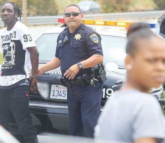 Four detained in alleged robbery