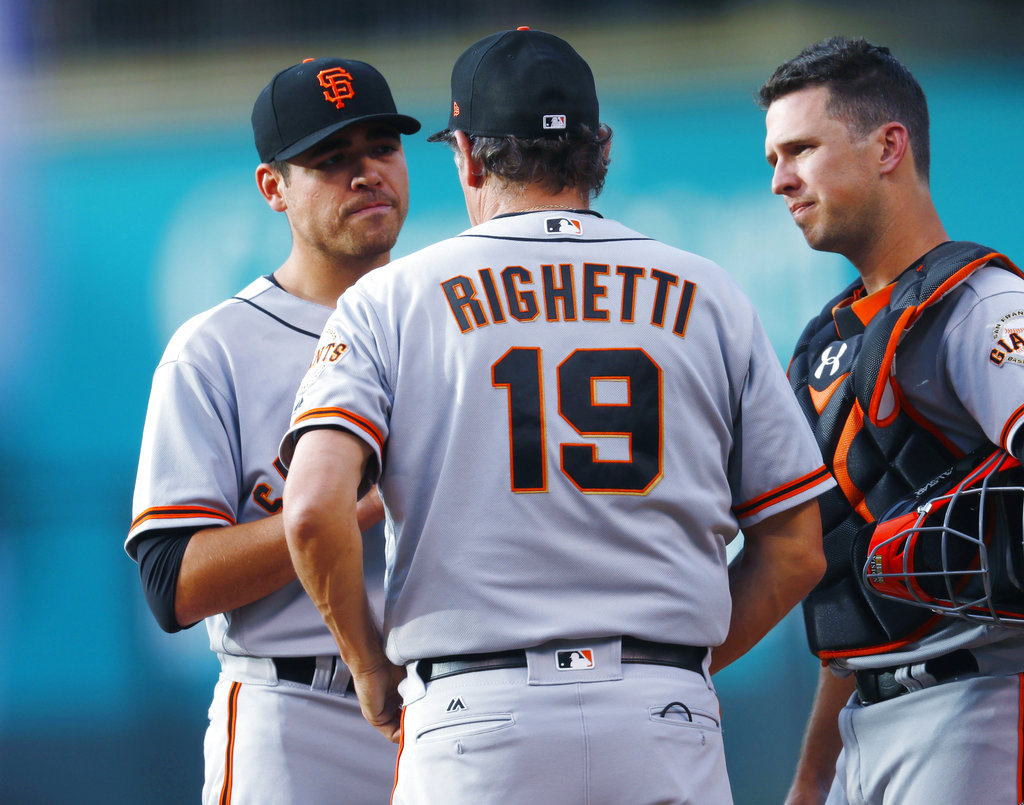 Posey's walk-off homer lifts Giants in 9th inning