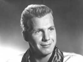 Watsonville hoops legend Ken Sears dies at 83