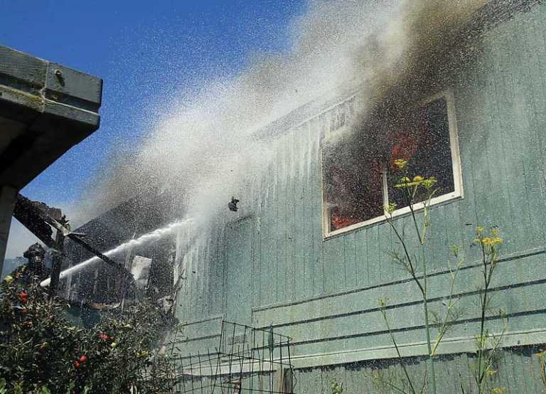 PHOTO: Fire consumes mobile home