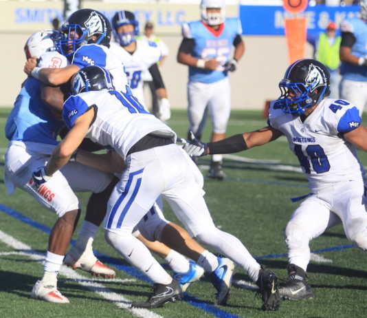 HS Football Roundup, Week 4: M.V.C. stuffs North Salinas, 25-14