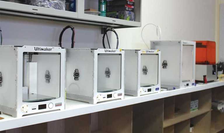 Makerspace promoting community memberships