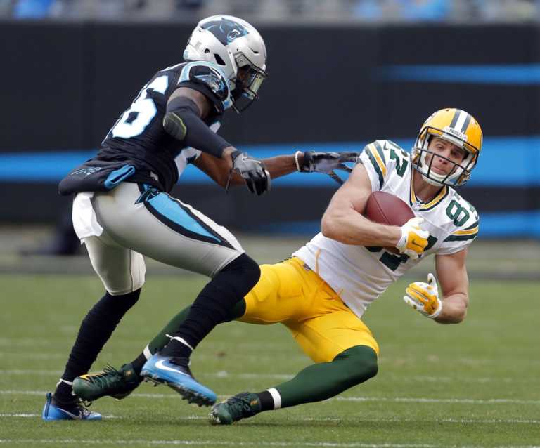 Raiders sign WR Jordy Nelson, release Michael Crabtree