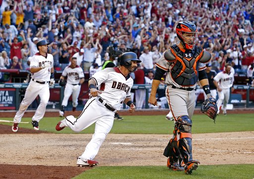 Bumgarner homers twice, but Giants blow lead in loss to Diamondbacks