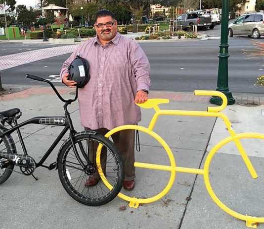 Hernandez honored by bicycle group