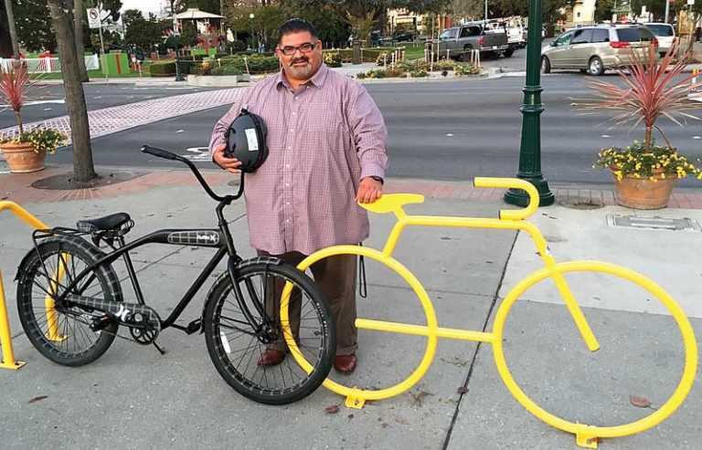 Hernandez honored by bicycle group