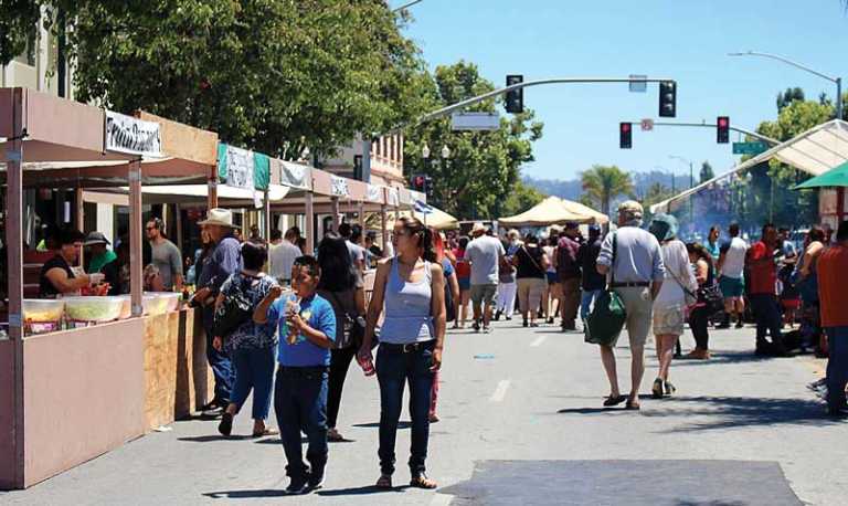 PHOTO: International Festival draws a crowd