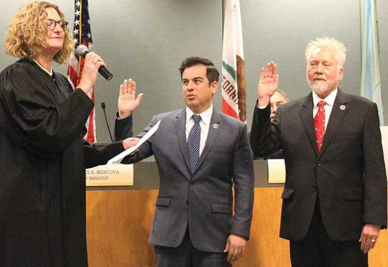 Hurst sworn in as mayor