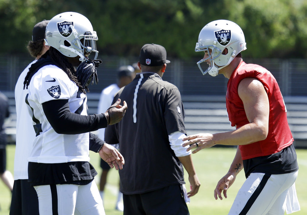 Donald Penn will not report for Raiders training camp