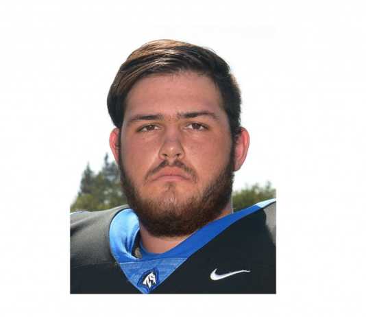 HS football: No horsin' around