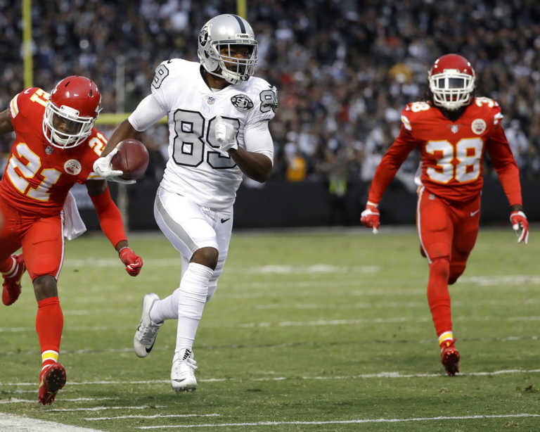 Raiders WR Amari Cooper downplays big game