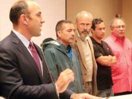 Officials urge extension of immigration program