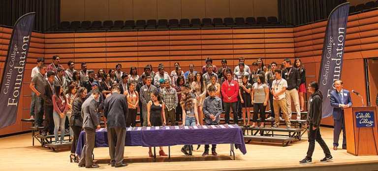 Ow Family hands out scholarships to students