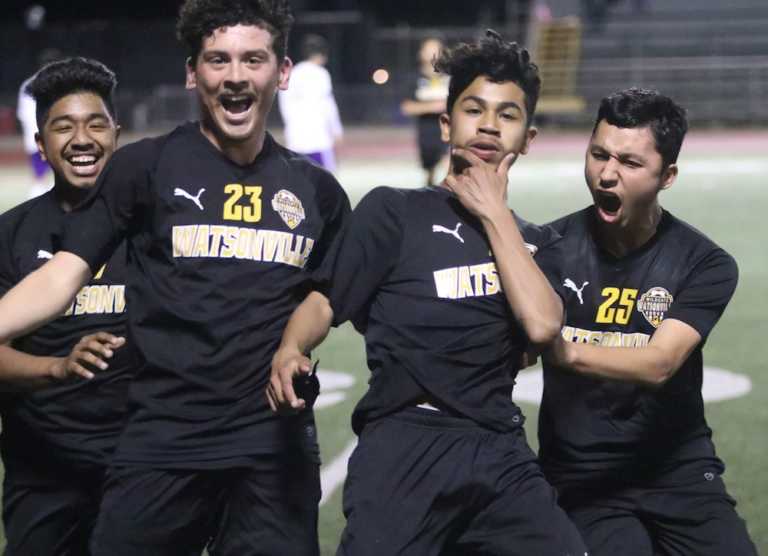 Boys' PCAL-G soccer: Watsonville continues super run into first place