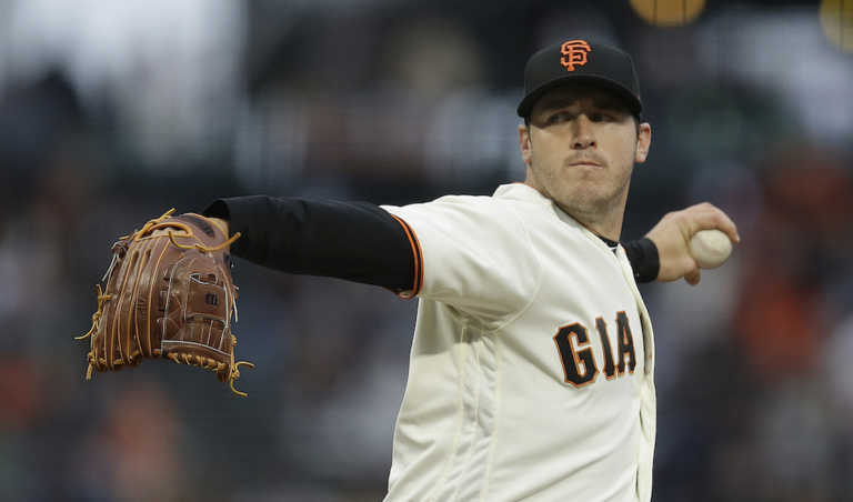 Belt homers again as Giants stay hot, beat Dodgers 2-1