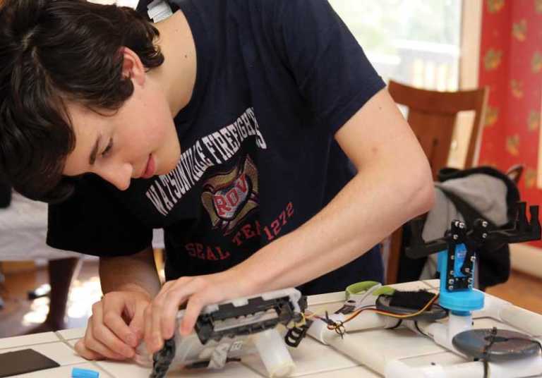 Young engineers to vie for world championship