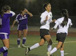 Girls' Soccer: Watsonville continues hot start with shutout victory over Soledad