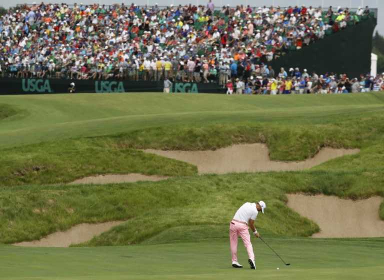 Justin Thomas shoots 63, trails Brian Harman by 1 at US Open