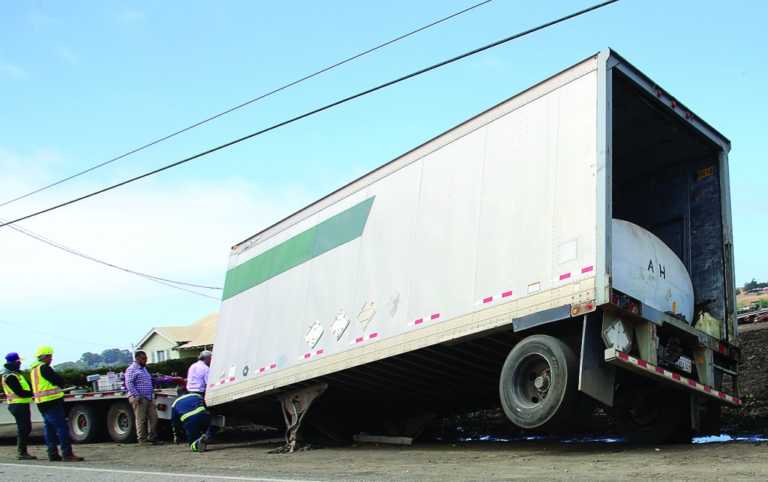 PHOTO: Big rig stuck on Beach Road