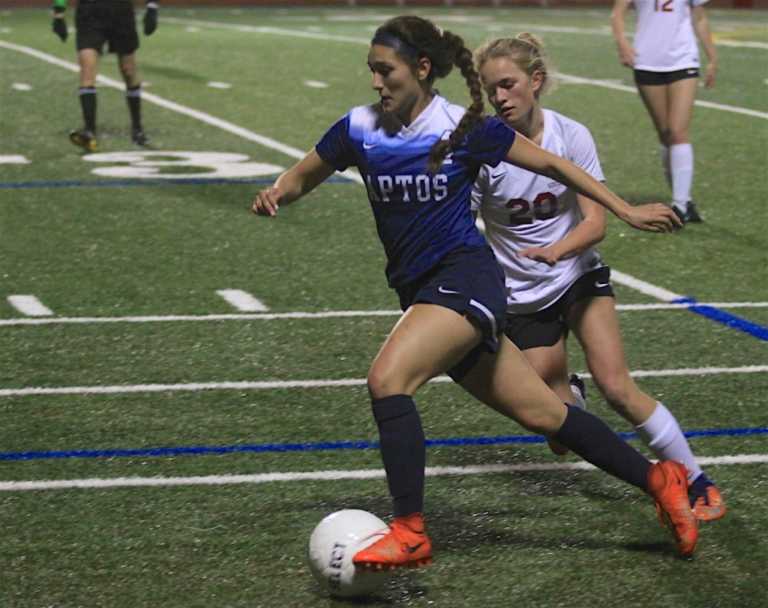 Girls' SCCAL Soccer: Aptos regains first place with 4th straight win