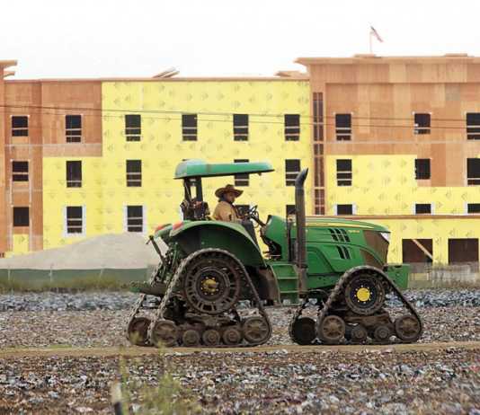 Hampton Inn & Suites begins taking shape