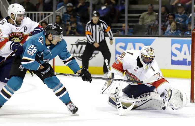 Luongo stops 35 shots in Panthers' 2-0 win over Sharks