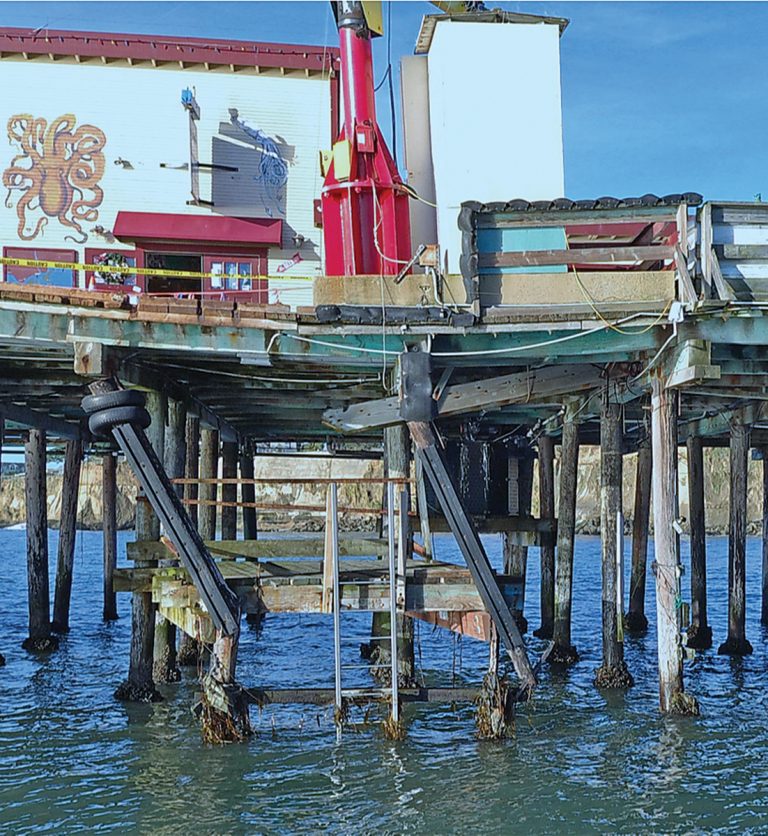 Capitola Wharf closed after surf damage The Pajaronian Watsonville, CA