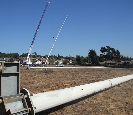 Aptos flag poles come down Aptos Par 3 Golf Course