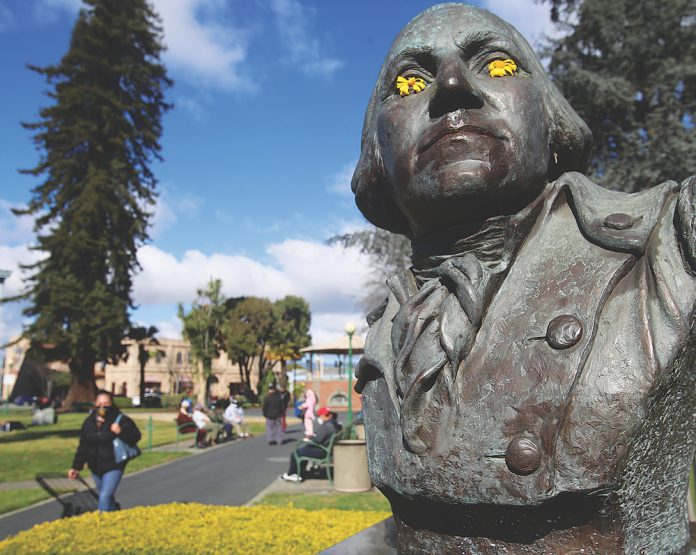 Washington statue Watsonville City Plaza