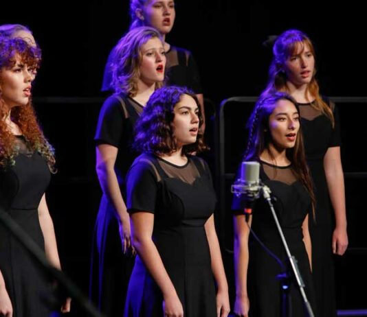Aptos High & Junior High choirs to present concert