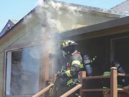 PHOTO: Lincoln Street fire displaces 11