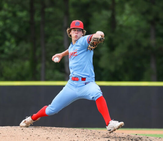 Aptos’ Gabe Gaeckle grinds it out during summer break