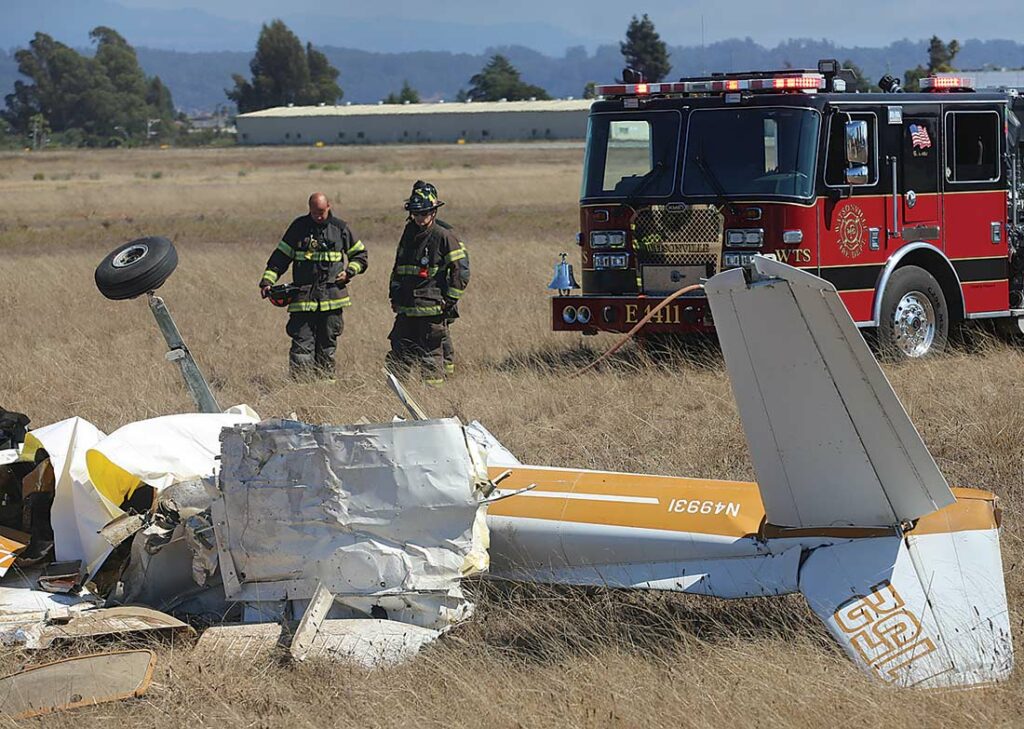 plane crash watsonville municipal airport