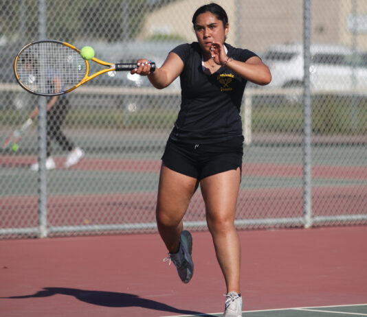 ‘Catz getting adjusted competing in tougher division | Girls tennis