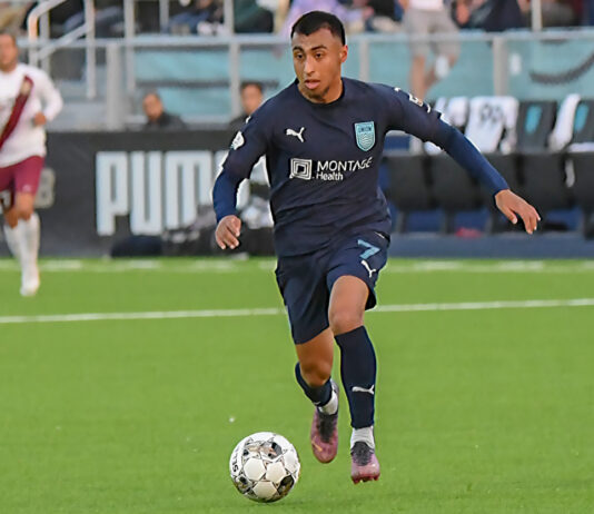 Watsonville native Adrian Rebollar signs contract extension with Monterey Bay F.C.