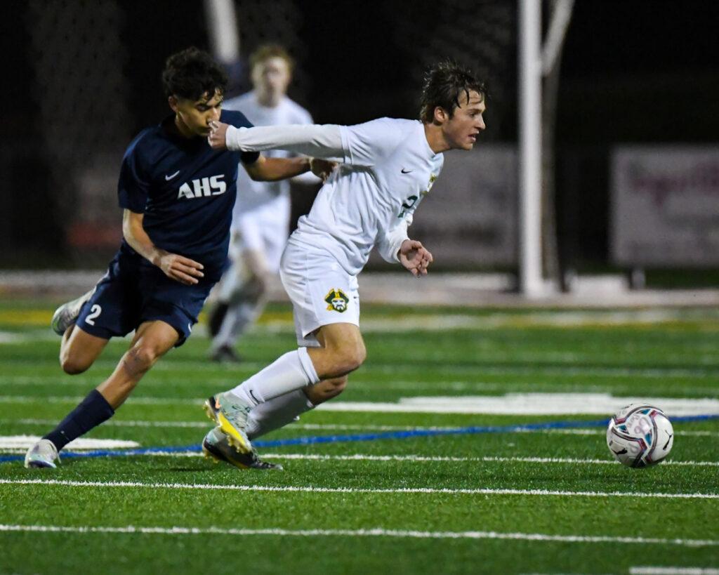 Mariners narrowly edged by Harbor in league action Boys soccer The