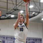 Image for display with article titled Mariners take down undefeated Santa Cruz in epic fashion | Boys basketball