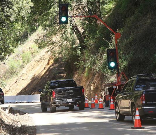 PHOTO: Highway 152 reopens after landslides block road highway 152 reopen landslide