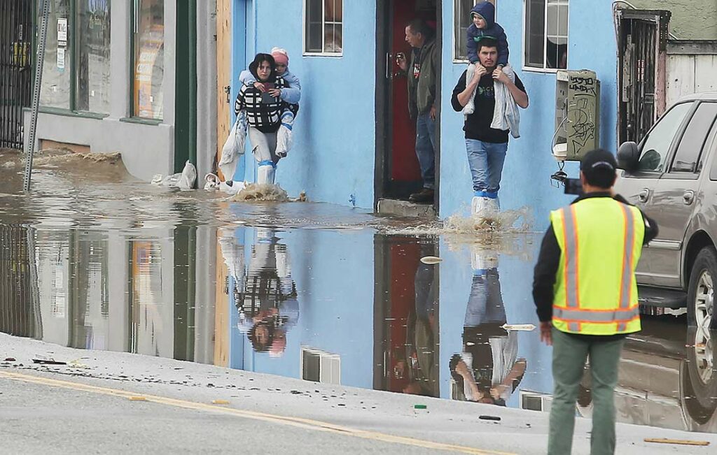 Image for display with article titled Watsonville, Pajaro Flood Victims File Lawsuit