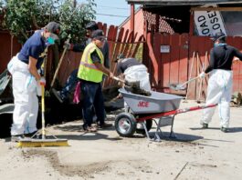 ‘Mud Out’ teams hit the streets in Pajaro mud out Pajaro