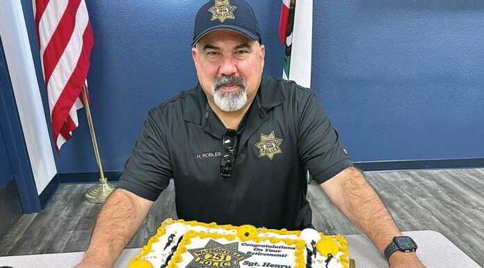 henry robles watsonville police retire