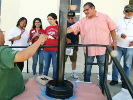 felipe hernandez veterans memorial building volunteers paint