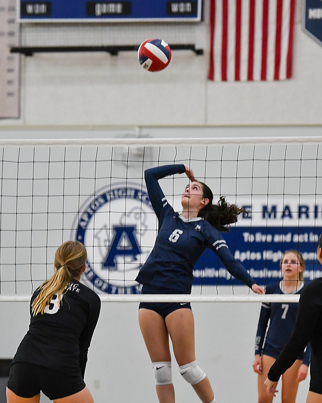 Mariners remain determined during rebuilding year | SCCAL girls volleyball 