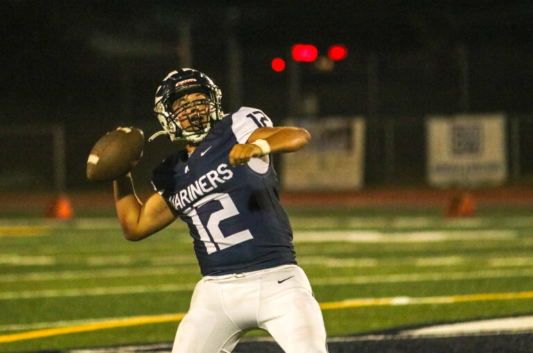 Mariners roll past Alvarez in league opener | PCAL football roundup