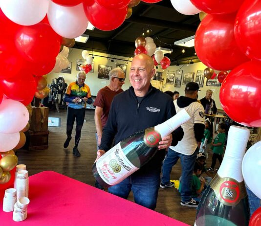 Martinelli’s celebrates anniversary with holiday treat gun ruder S. Martinelli & Co.