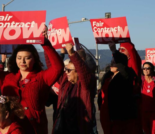 watsonville community hospital nurses picket